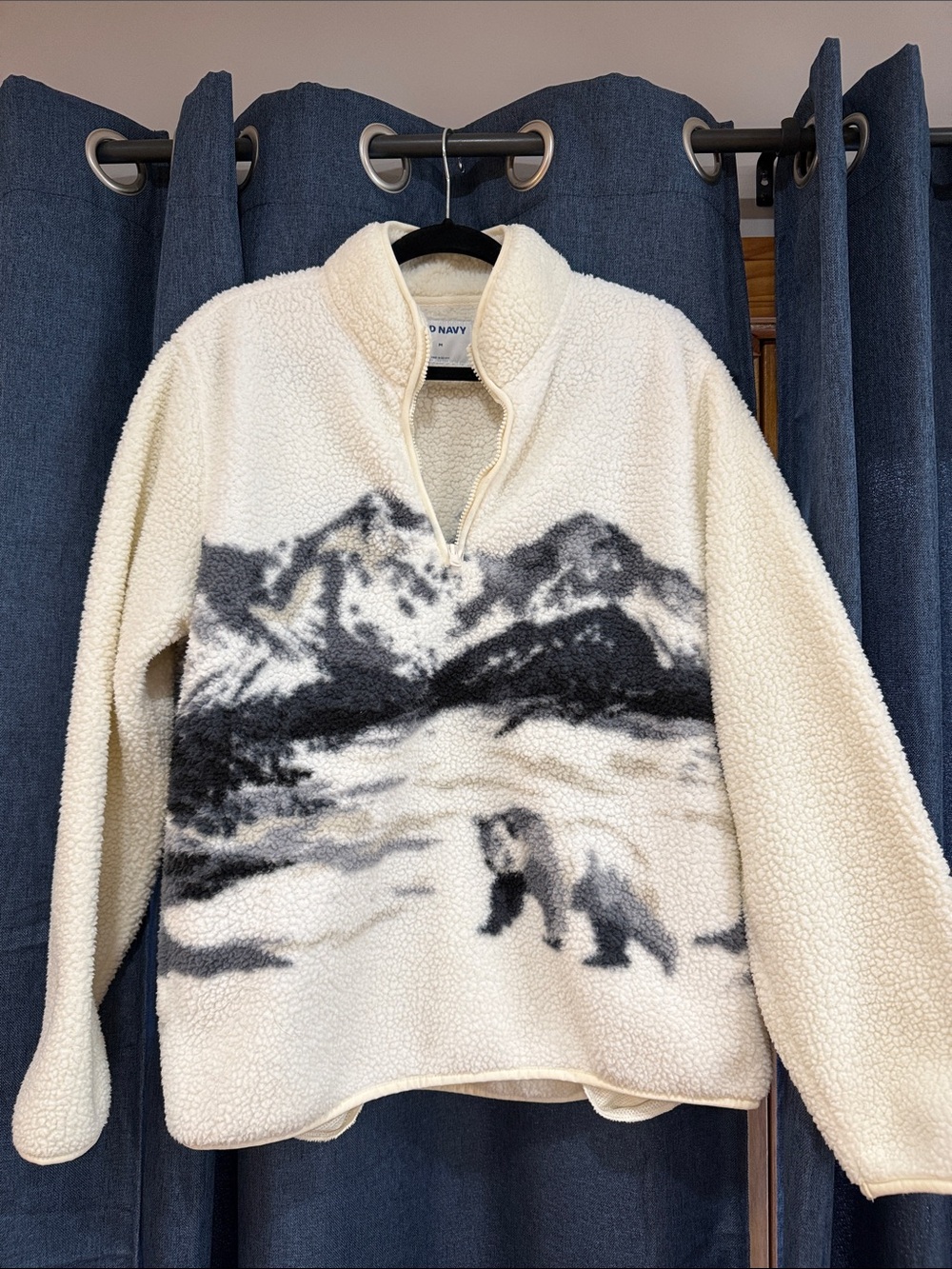 Old Navy Cream Sherpa Pullover with Gray Mountain & Bear Graphic
